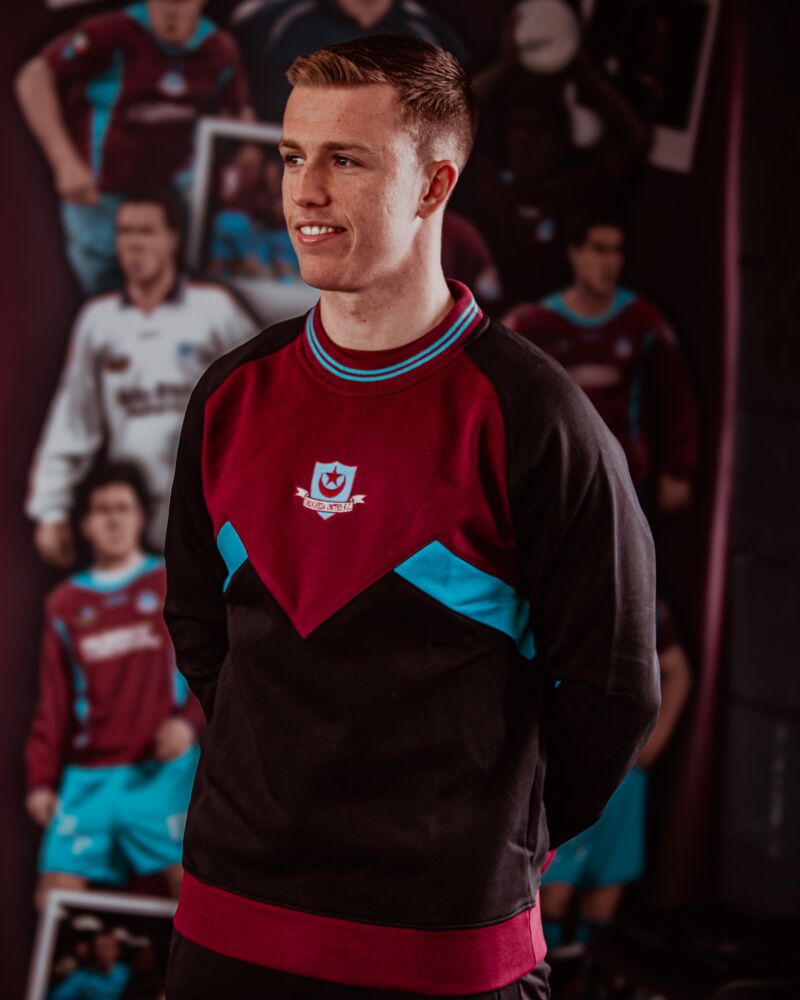 Image for the Tweet beginning: 👕 Our new Retro Rain